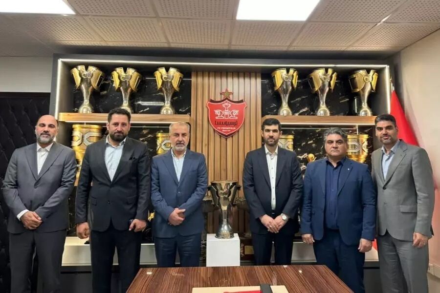 وسط هیجان بازی استقلال؛ هیات مدیره باشگاه پرسپولیس بی رییس شد!